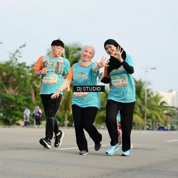 Runner Photo 8349472
