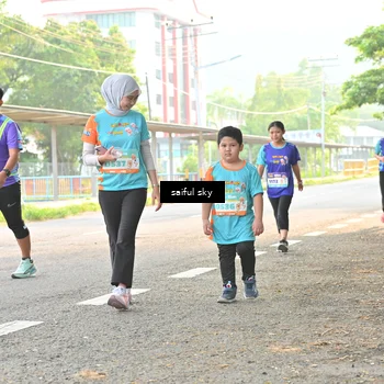 Runner Photo 8349483