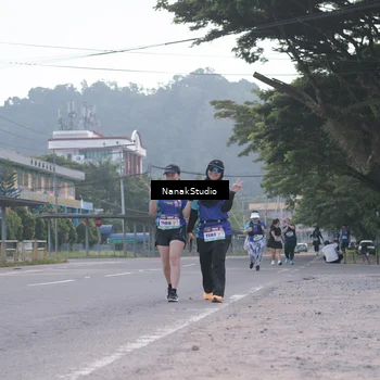 Runner Photo 8349490