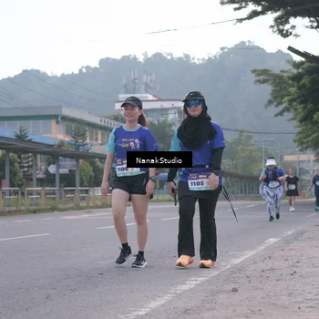 Runner Photo 8349515