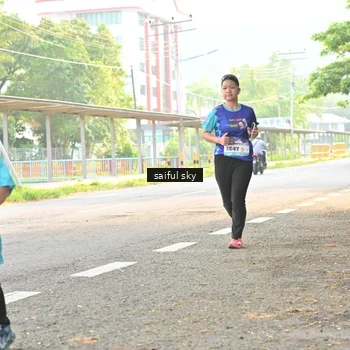 Runner Photo 8349516