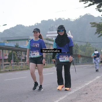 Runner Photo 8349524