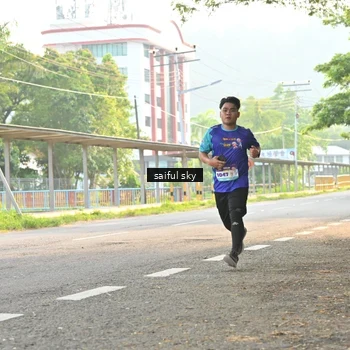 Runner Photo 8349525