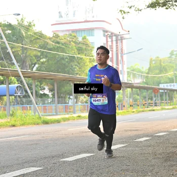 Runner Photo 8349556