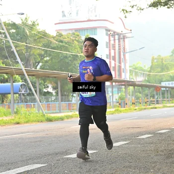 Runner Photo 8349560