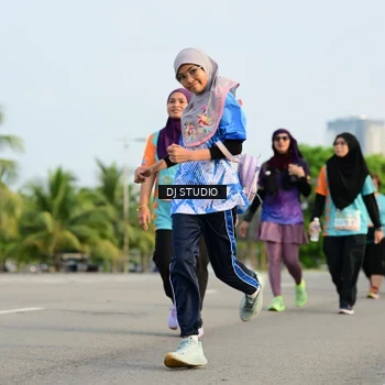 Runner Photo 8349563