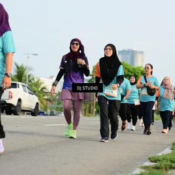 Runner Photo 8349596