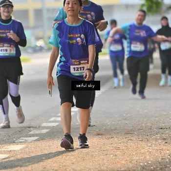 Runner Photo 8349600