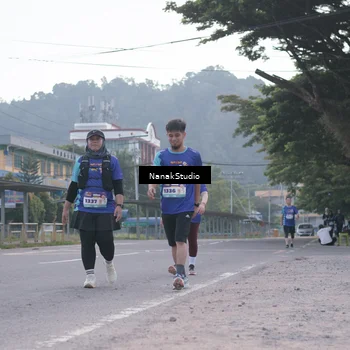 Runner Photo 8349617