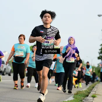 Runner Photo 8349632