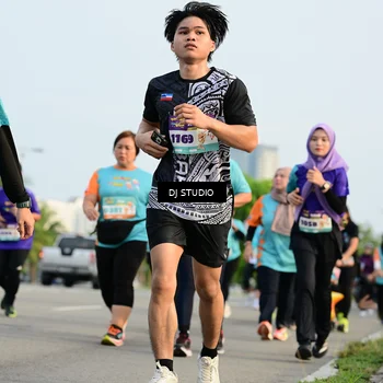 Runner Photo 8349635