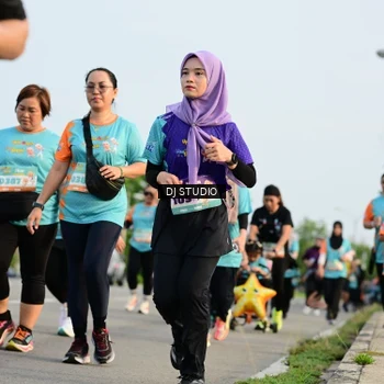 Runner Photo 8349651