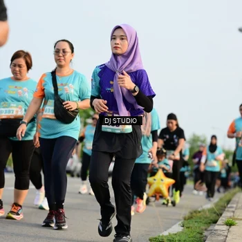 Runner Photo 8349653