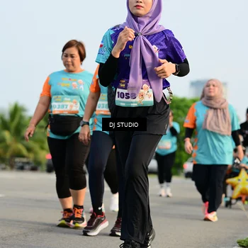Runner Photo 8349662
