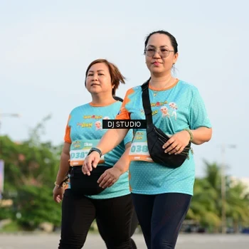 Runner Photo 8349681