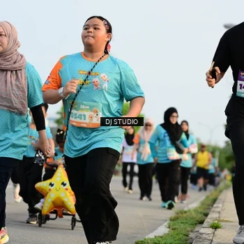 Runner Photo 8349690