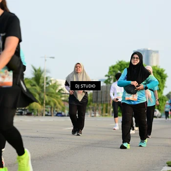 Runner Photo 8349698