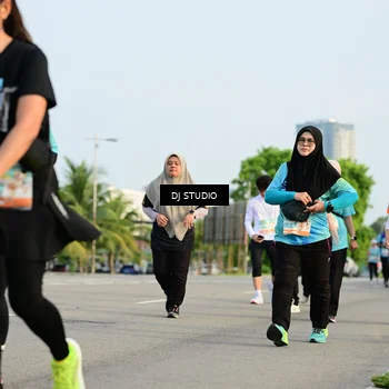 Runner Photo 8349700