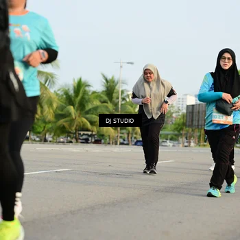 Runner Photo 8349703