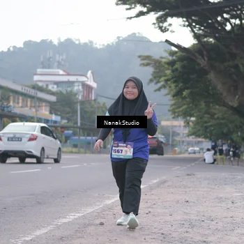 Runner Photo 8349716