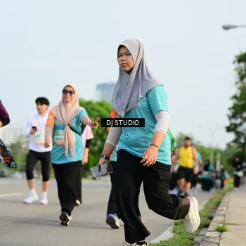 Runner Photo 8349725
