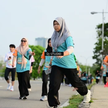 Runner Photo 8349728