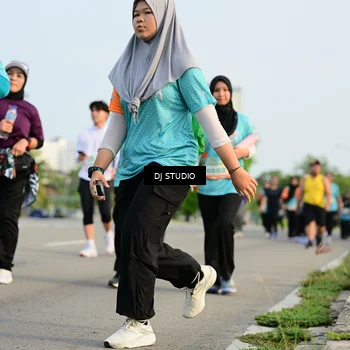 Runner Photo 8349736