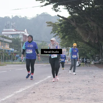 Runner Photo 8349741
