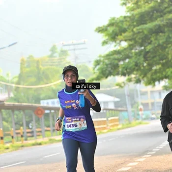 Runner Photo 8349770