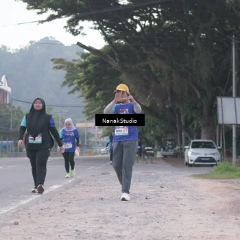Runner Photo 8349786