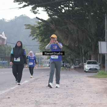 Runner Photo 8349792
