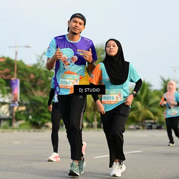 Runner Photo 8349837