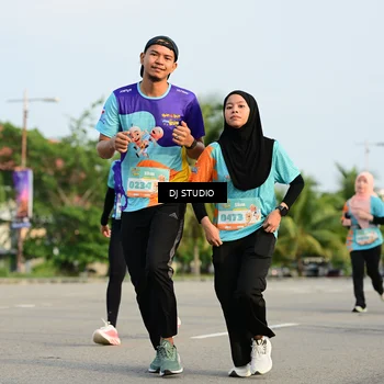 Runner Photo 8349840