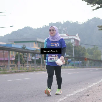 Runner Photo 8349859