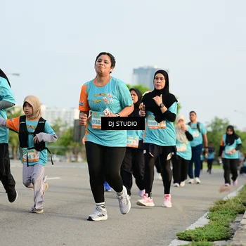 Runner Photo 8349873
