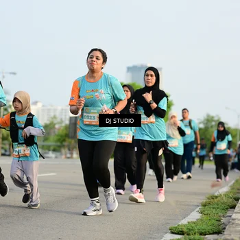 Runner Photo 8349874