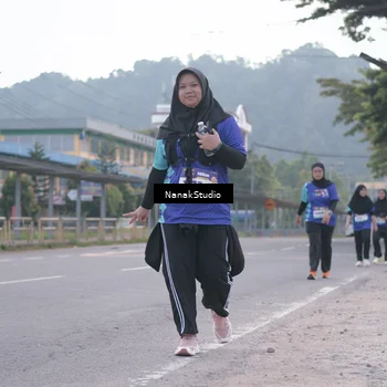 Runner Photo 8349875
