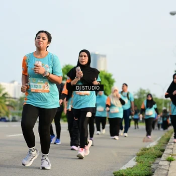Runner Photo 8349877