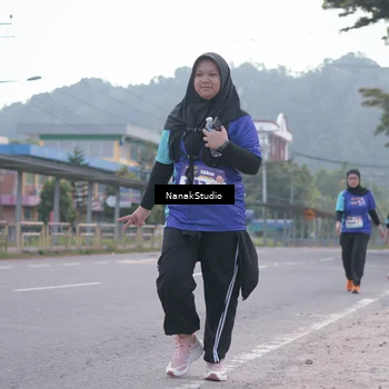 Runner Photo 8349879