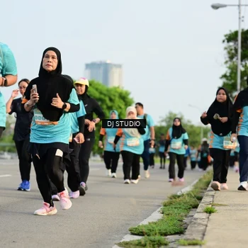 Runner Photo 8349885