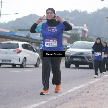 Runner Photo 8349898