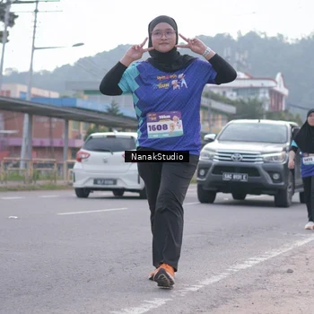 Runner Photo 8349903
