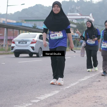 Runner Photo 8349937