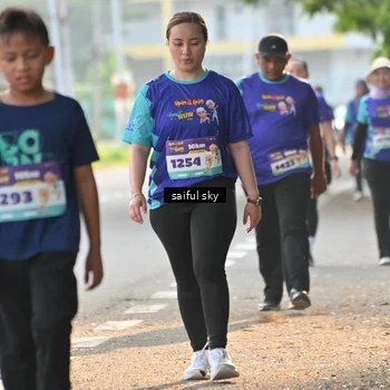 Runner Photo 8349944