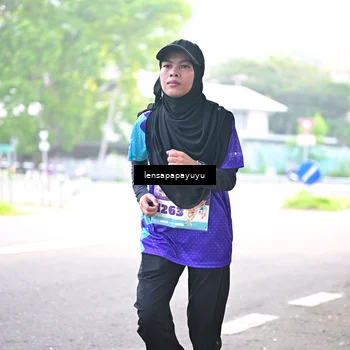 Runner Photo 8349956