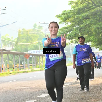 Runner Photo 8350005