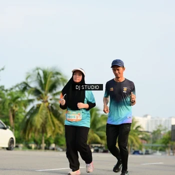Runner Photo 8350035