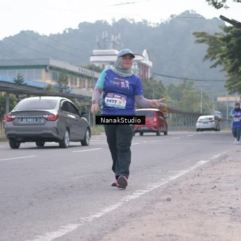 Runner Photo 8350036