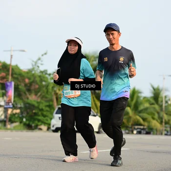 Runner Photo 8350058