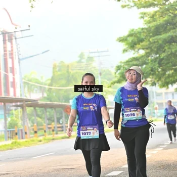 Runner Photo 8350074